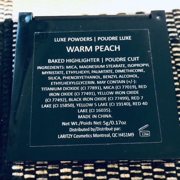 Laritzy Highlighter & Long Lasting Lipstick Bundle Set - Picture 7 of 9